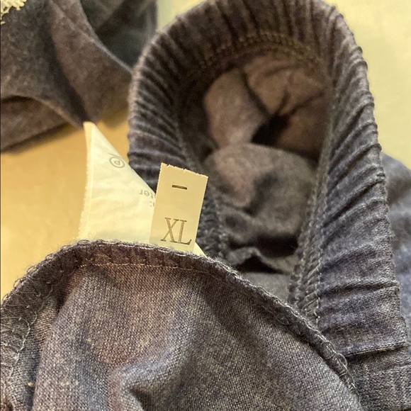 Elegant Blue Lace Trim Pajama Set - Picture 6 of 10